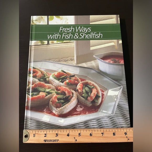 Fresh Ways with Fish and Shellfish Cookbook - Picture 7 of 7